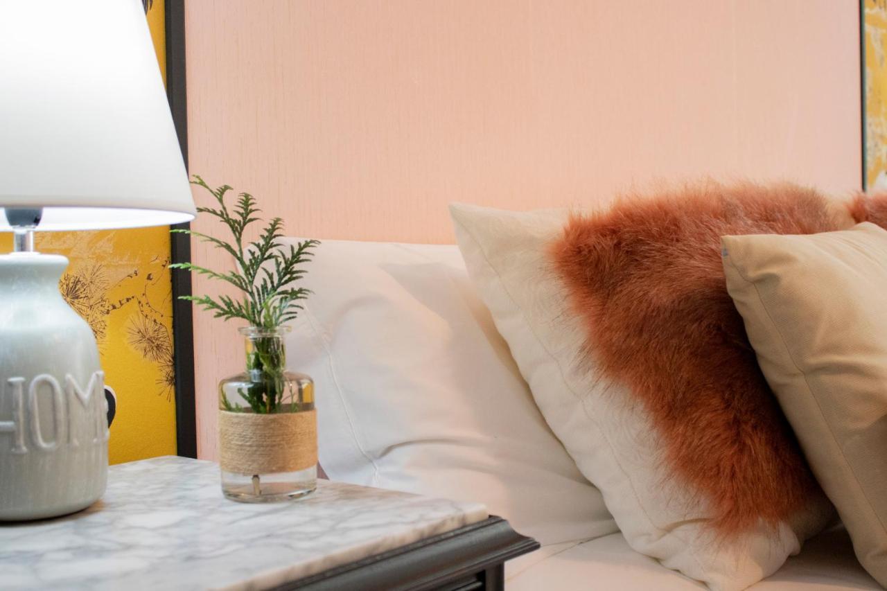Luxury Singular Apartamento 4 Dormitorios 圣地亚哥－德孔波斯特拉 外观 照片