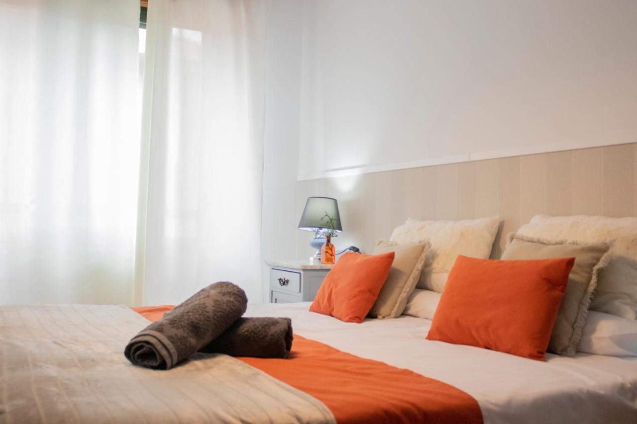 Luxury Singular Apartamento 4 Dormitorios 圣地亚哥－德孔波斯特拉 外观 照片